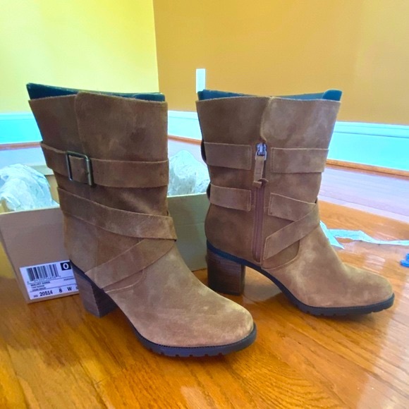 NWT Clark’s Tan/Brown Suede Boots/Malvet Doris- Size 8W - Picture 2 of 8